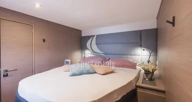 Fountaine Pajot Aura 51 SMART ELECTRIC - 6 + 2 cab. - TIKI - 12
