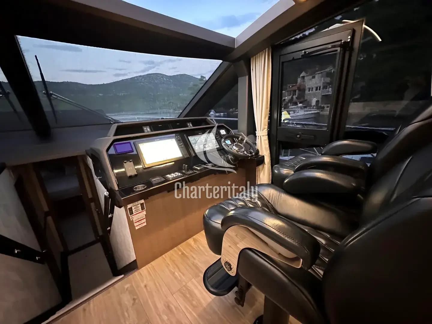 Galeon 680 Fly - PARADISE - 40
