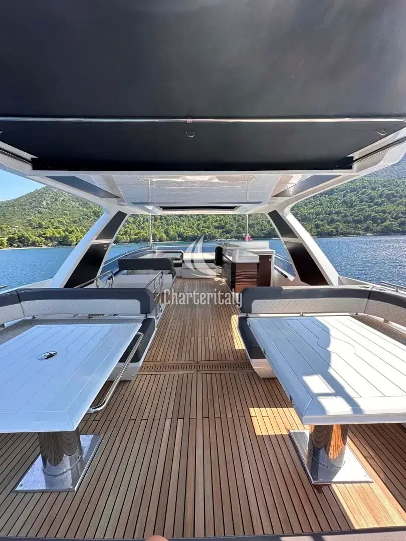 Galeon 680 Fly - PARADISE - 28