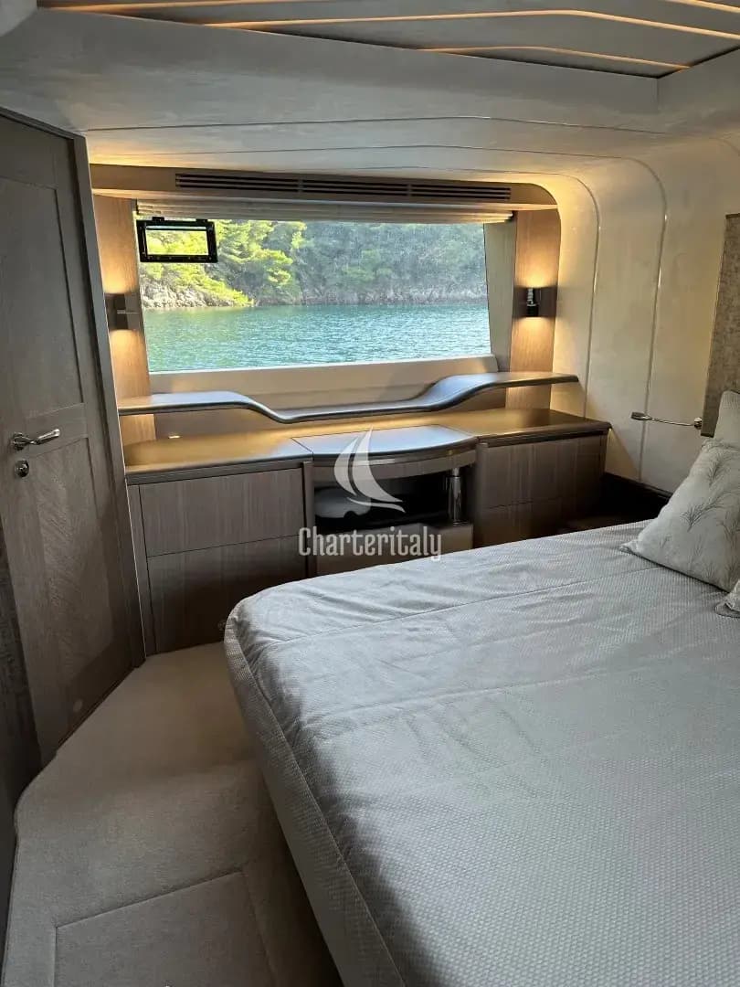 Galeon 680 Fly - PARADISE - 42