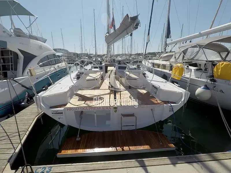 Grand Soleil 44 Performance - Sportski Vuk 44 - 14
