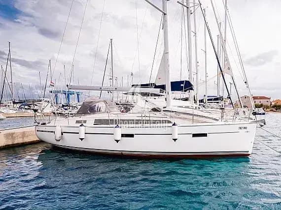 Bavaria Cruiser 37 - 3 cab. - Blue Tone - 1