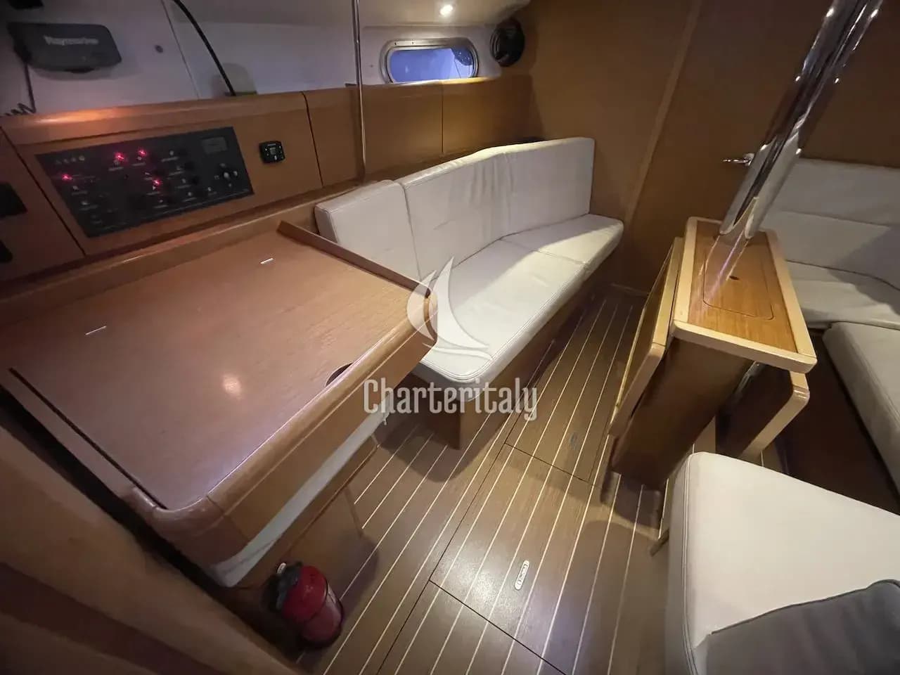 Sun Odyssey 36i - Agatha - 10