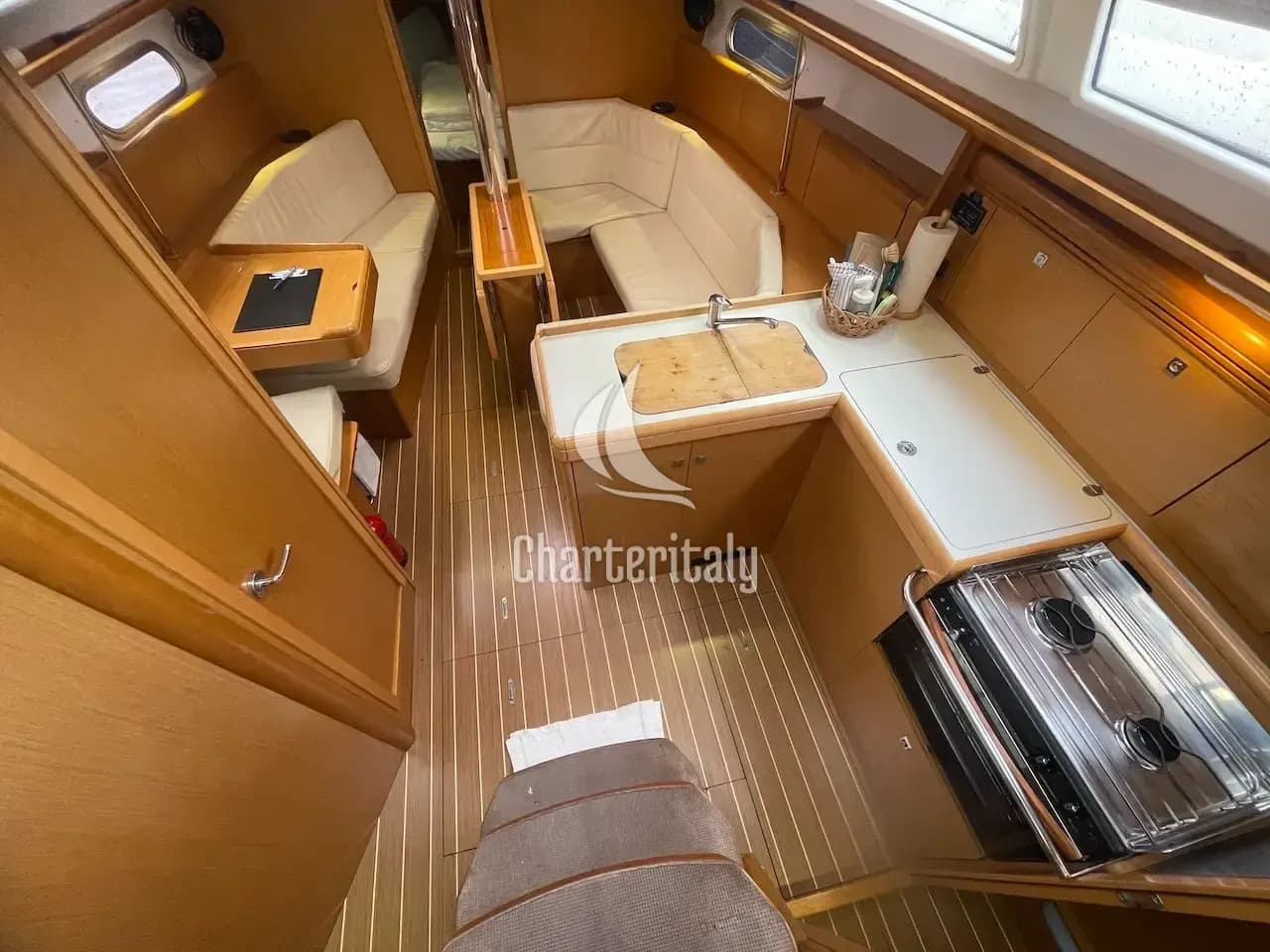 Sun Odyssey 36i - Agatha - 45