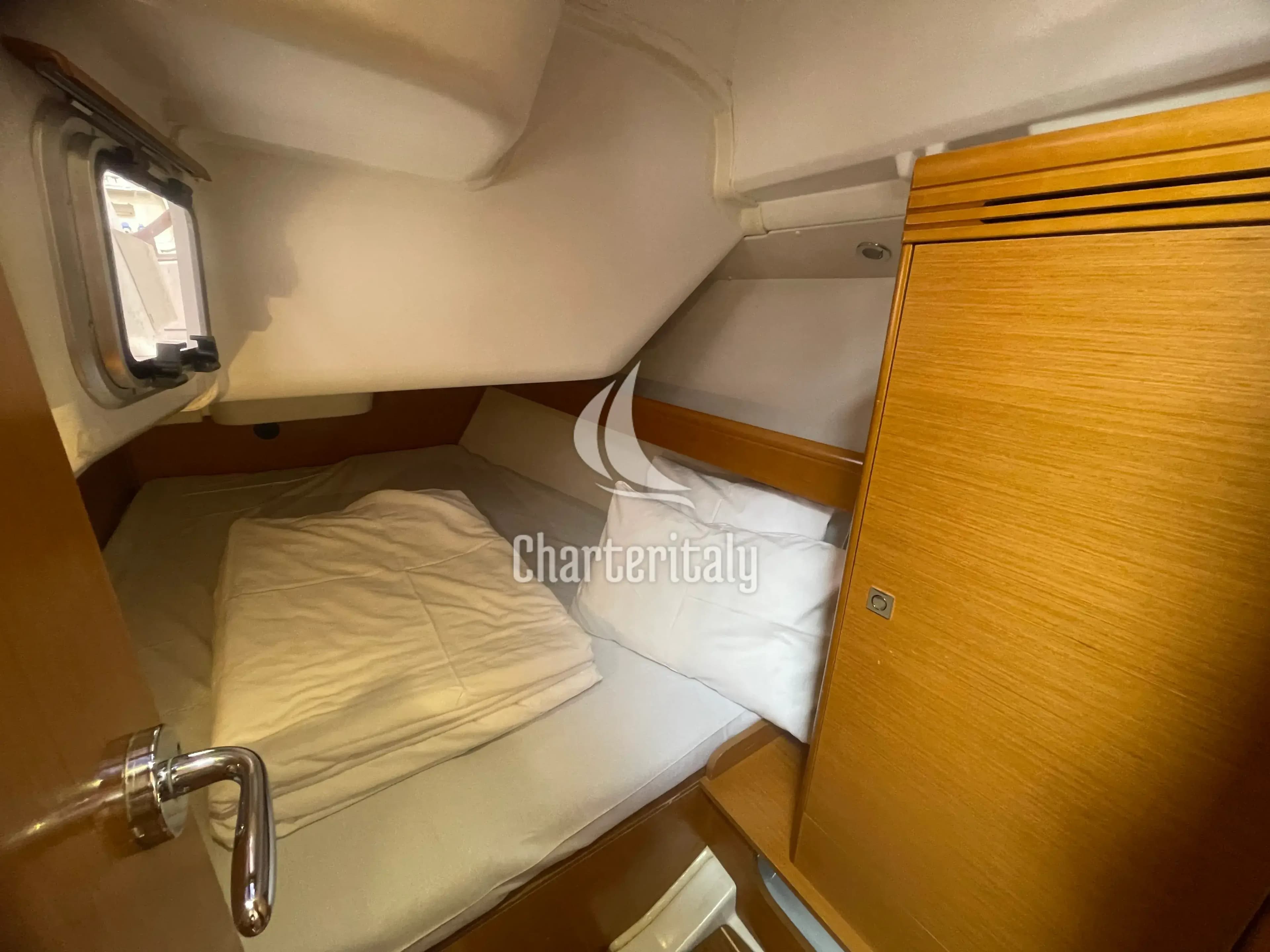 Sun Odyssey 36i - Agatha - 44