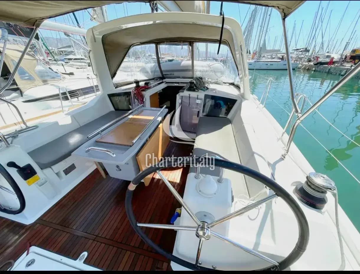 Oceanis 41.1 - Black Lion - 20