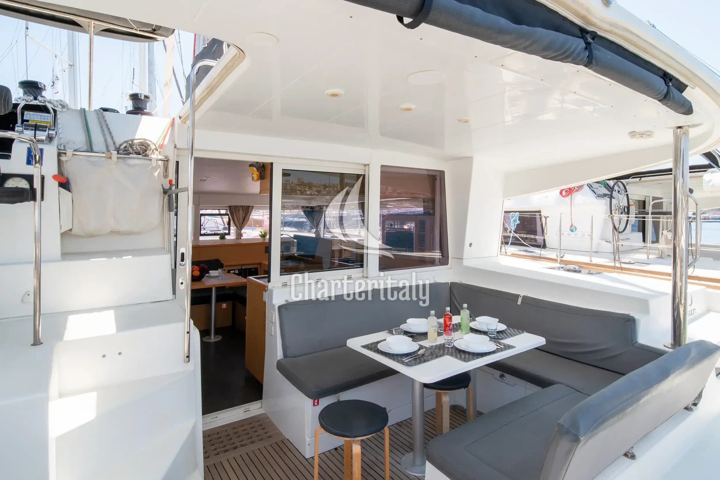 Lagoon 400 S2 - Callisto L400 - 7