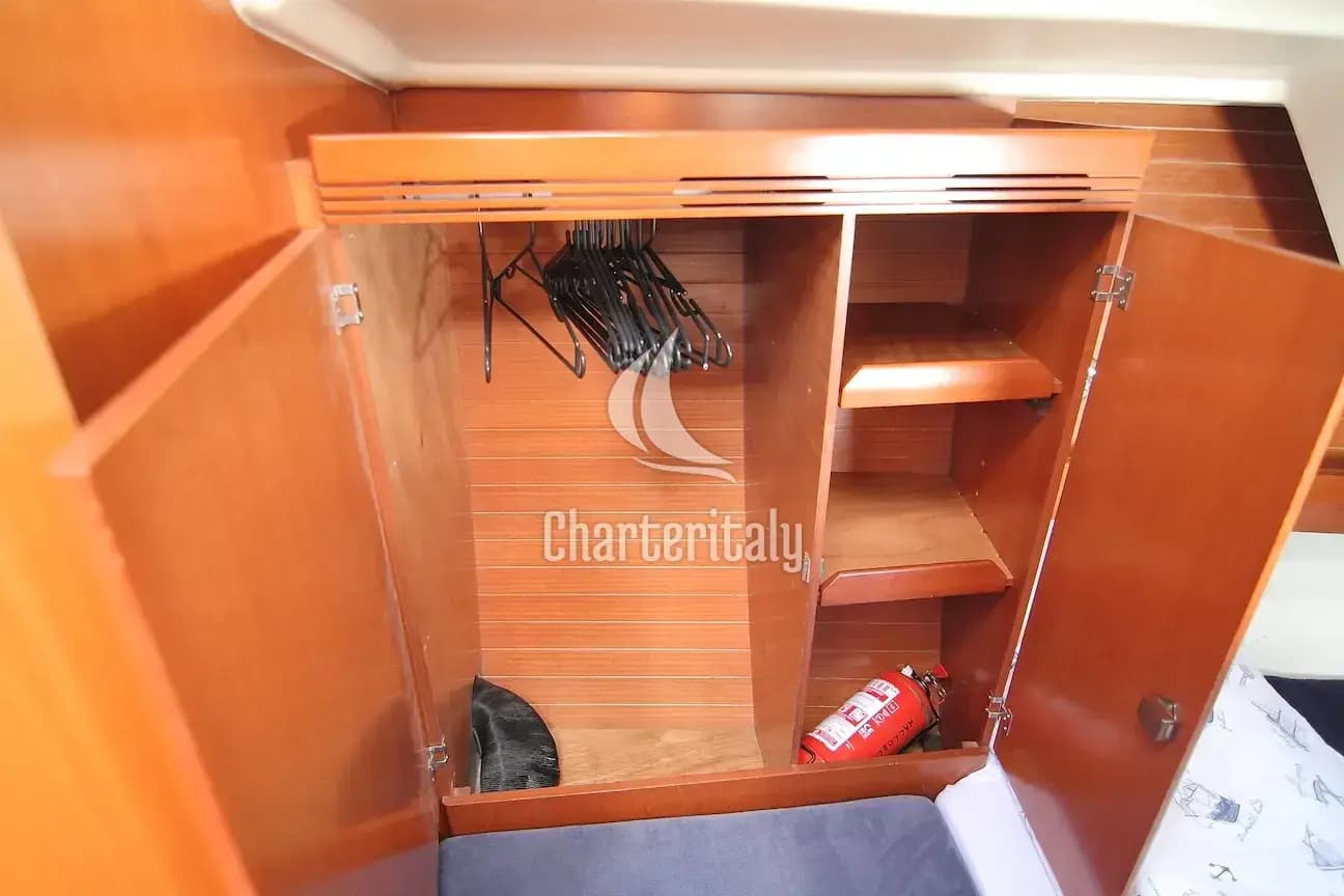 Dufour 44 Performance - Arpía Barcelona - 12