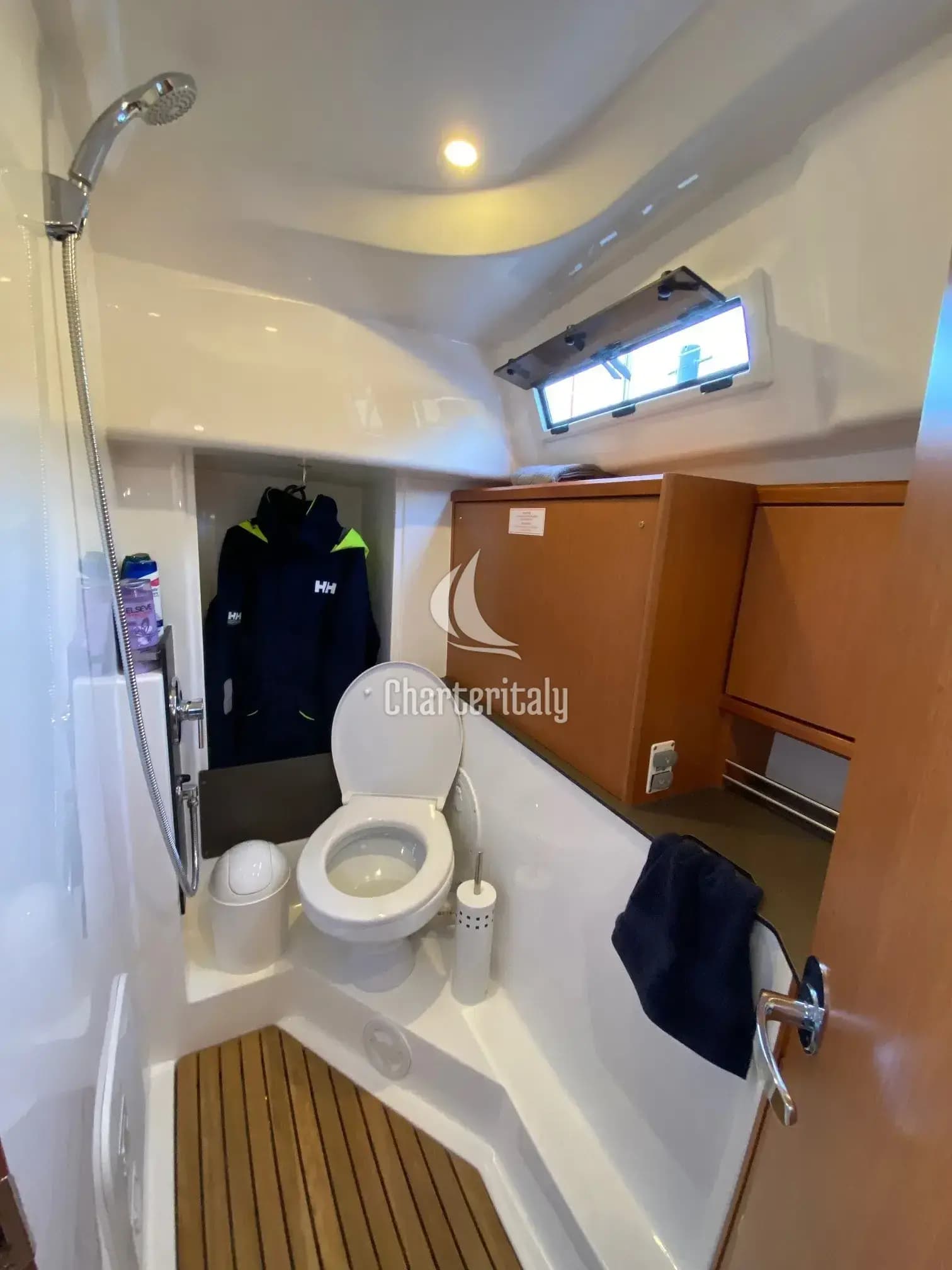 Bavaria 34 Cruiser - Luna 2 - 4