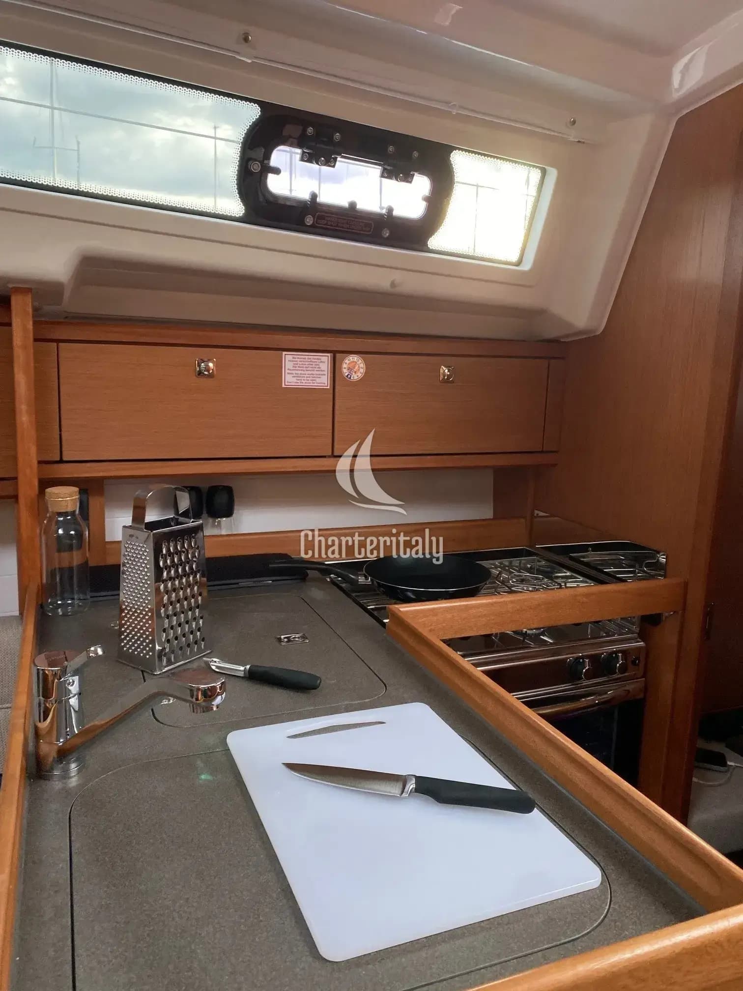 Bavaria 34 Cruiser - Luna 2 - 9