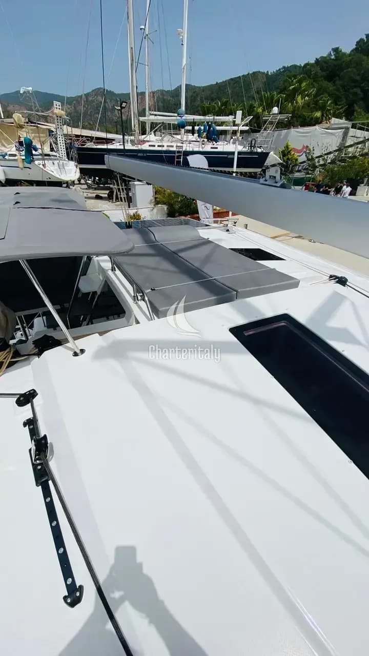 Fountaine Pajot Astrea 42 - 4 + 1 cab. - Capella 1 - 6