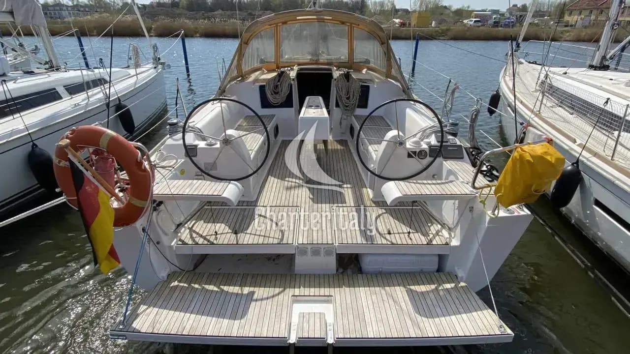 Dufour 382 GL - Freedom - 5