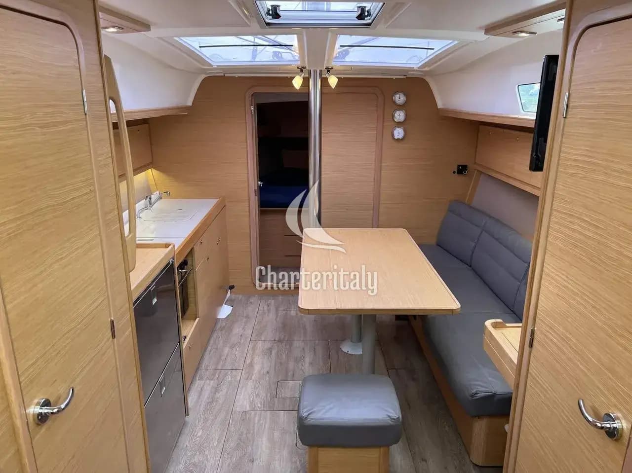 Dufour 382 GL - Freedom - 17