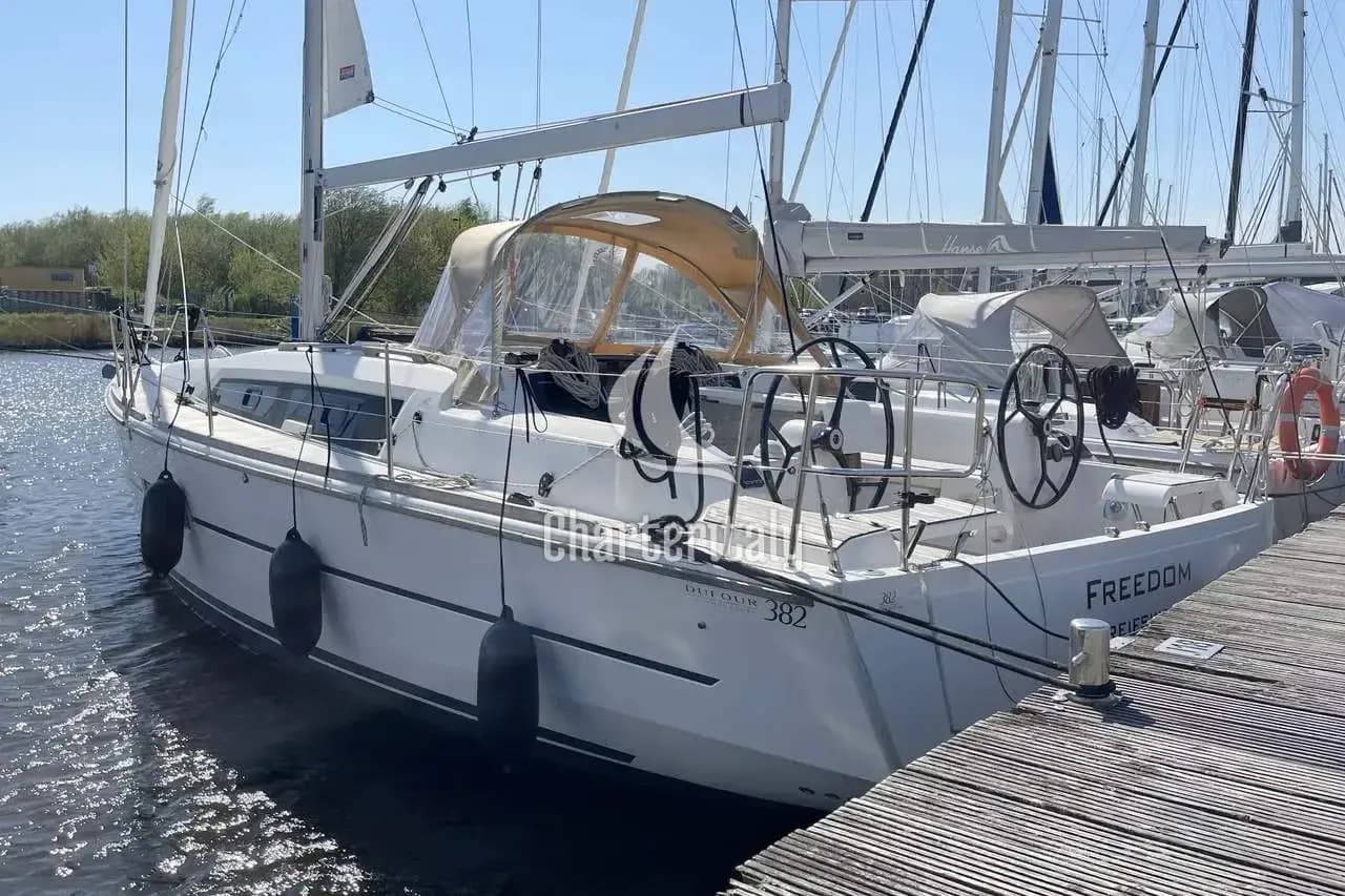 Dufour 382 GL - Freedom - 16