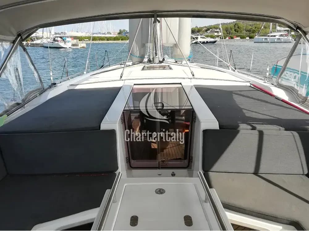 Oceanis 51.1 - ANNA - 8