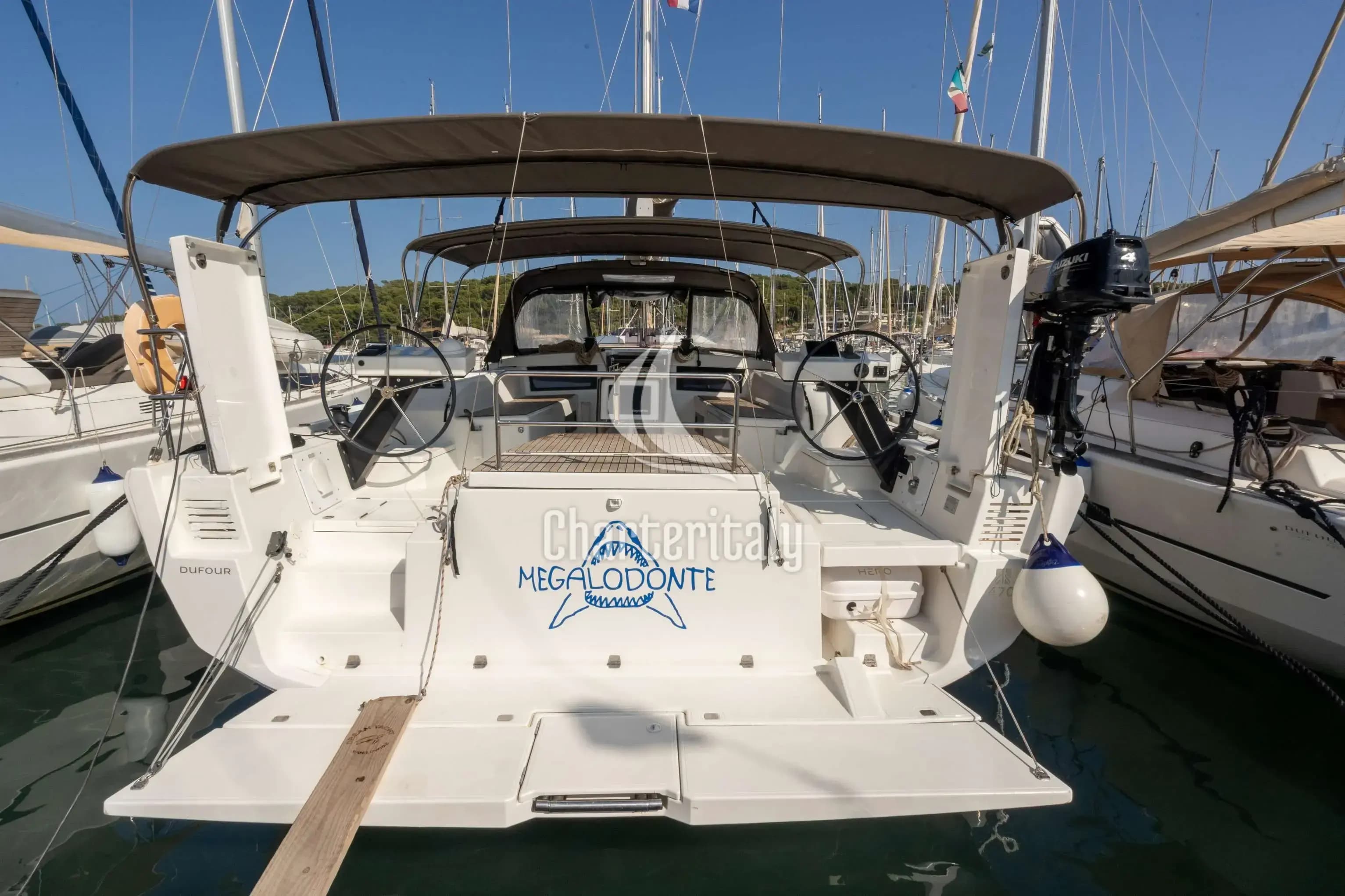 Dufour 470 - 4 + 1 cab. - MEGALODONTE - 1