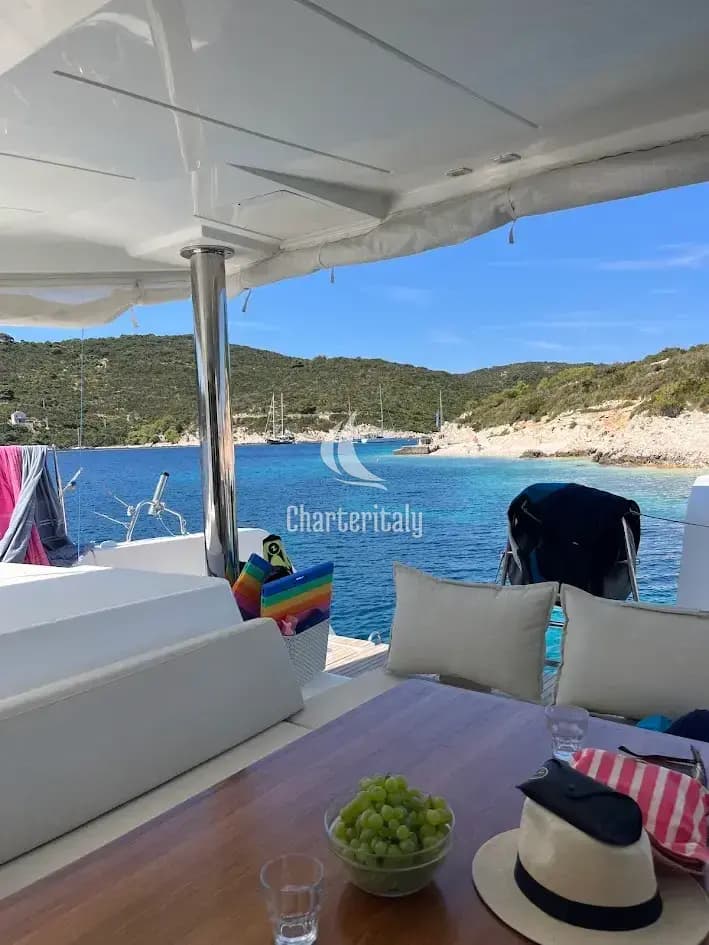 Lagoon 52F - DISCOVERY I - 28