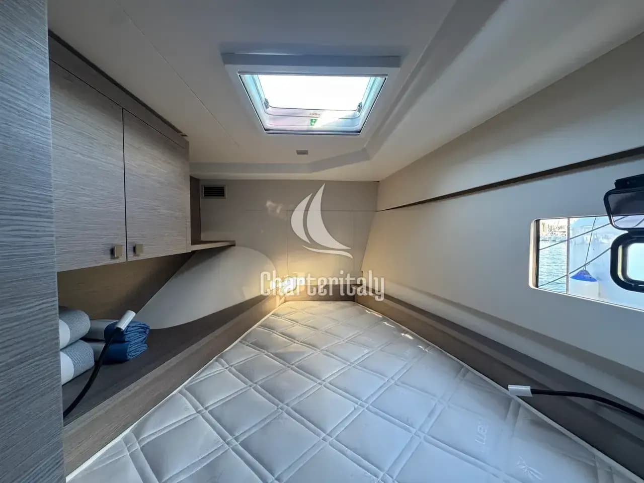 Fountaine Pajot MY4.S - Maestro - Blue Champagne - 13