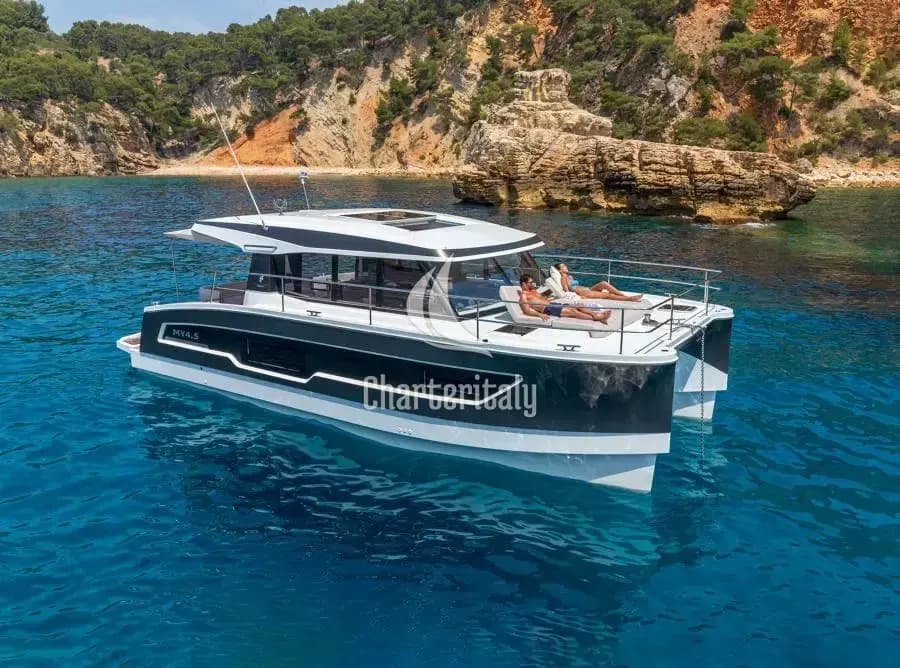Fountaine Pajot MY4.S - Maestro - Blue Champagne - 1