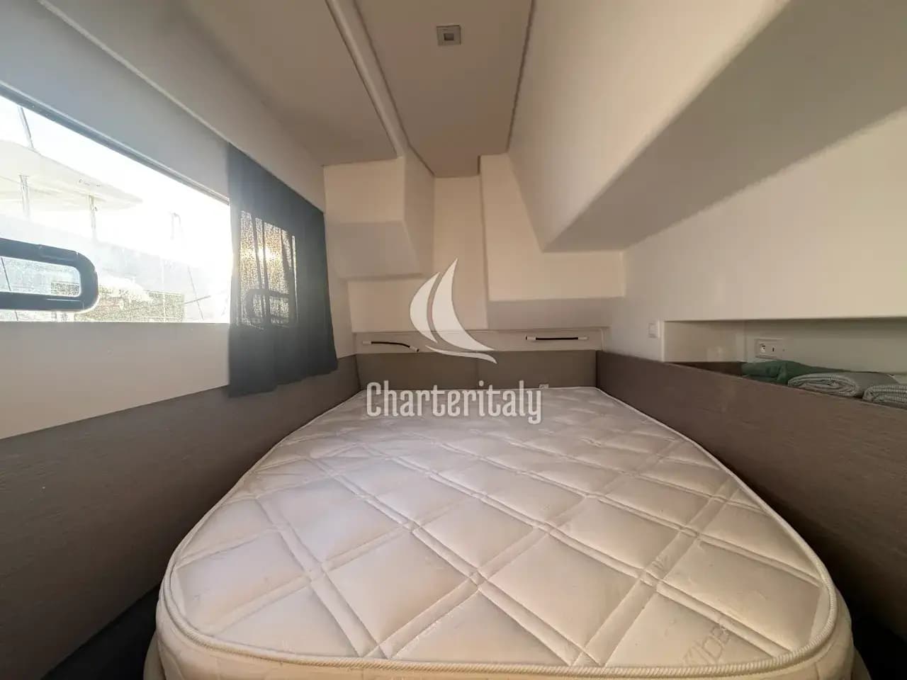 Fountaine Pajot MY4.S - Maestro - Blue Champagne - 12