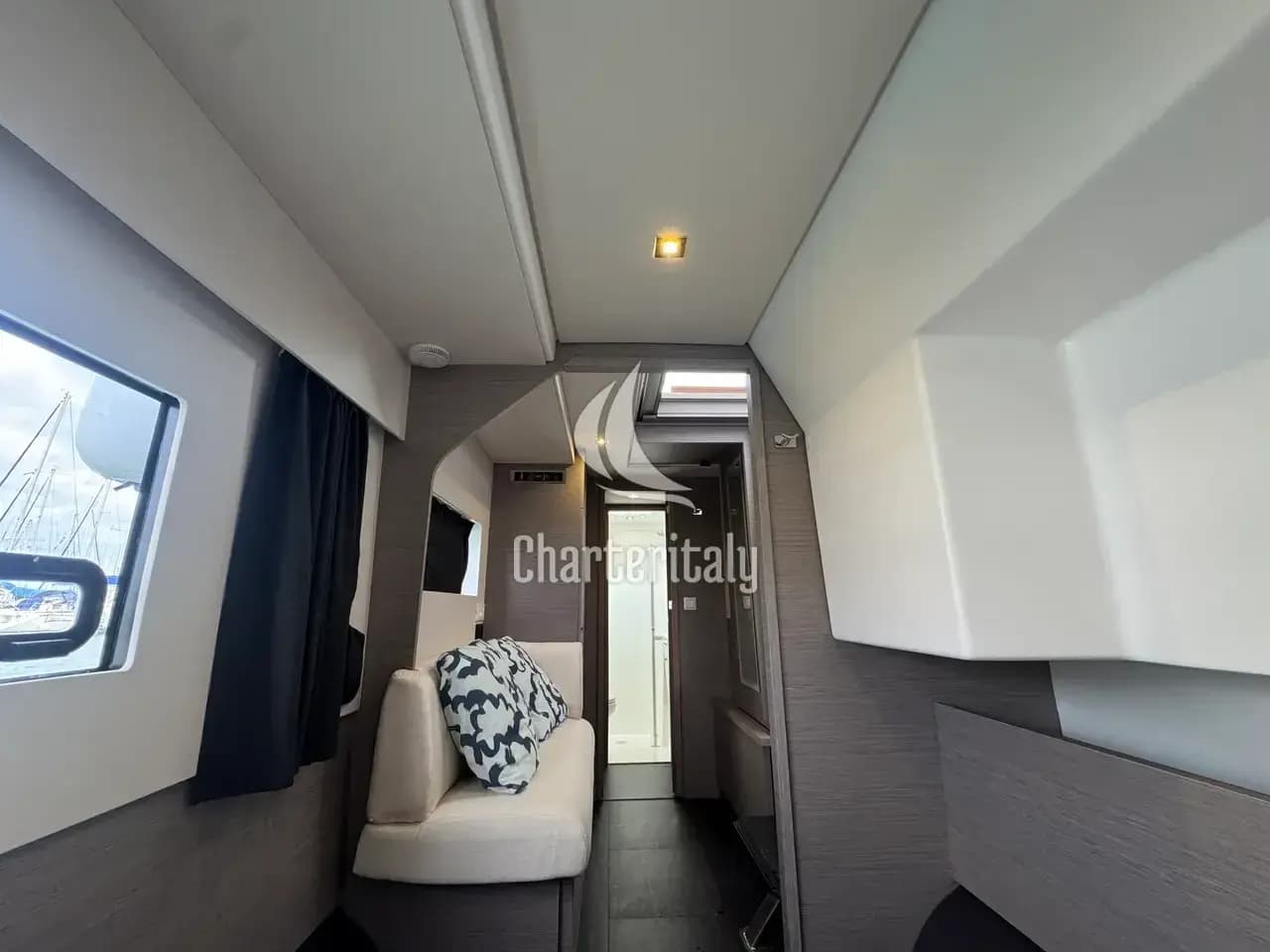 Fountaine Pajot MY4.S - Maestro - Blue Champagne - 10