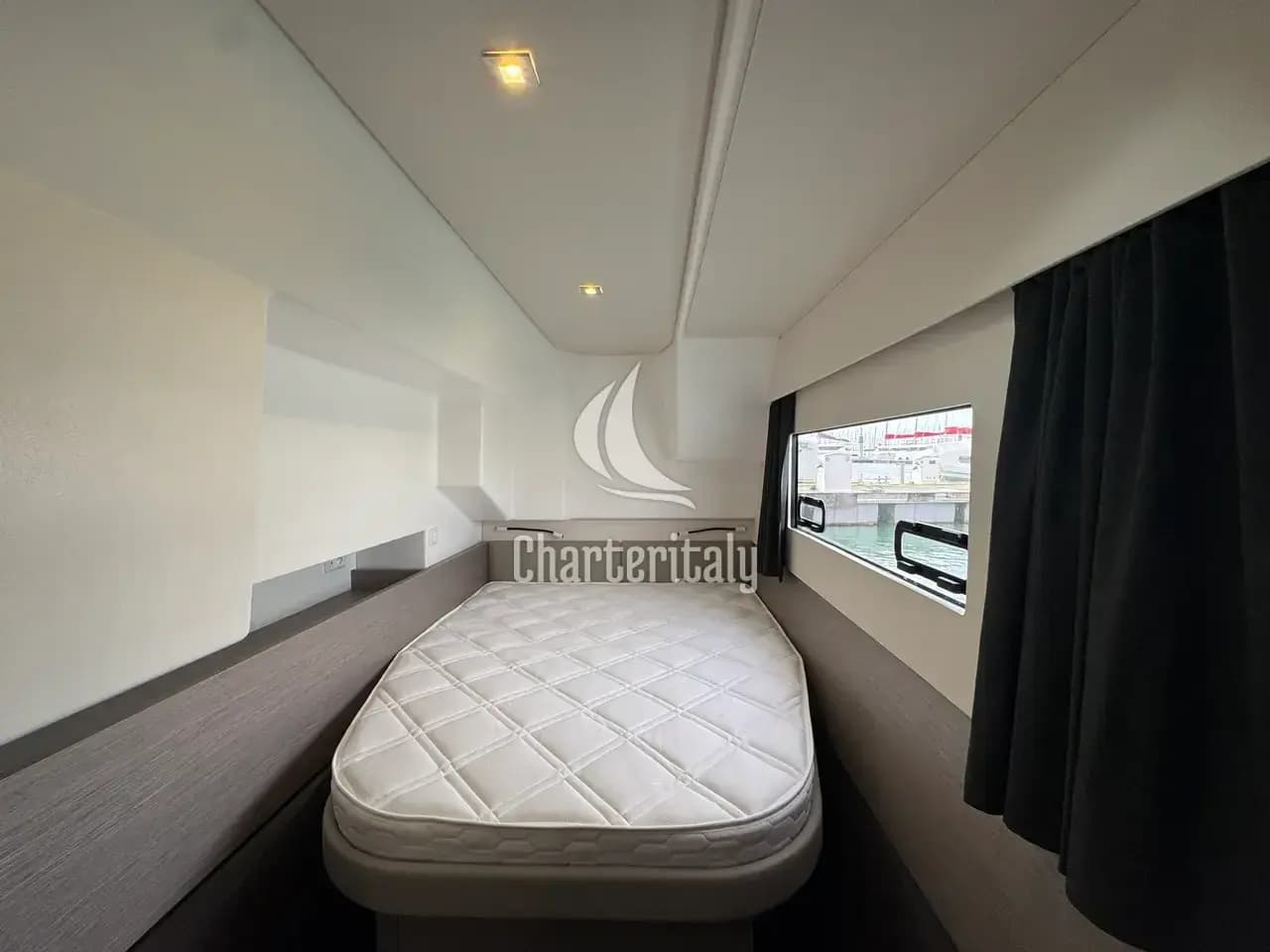Fountaine Pajot MY4.S - Maestro - Blue Champagne - 8