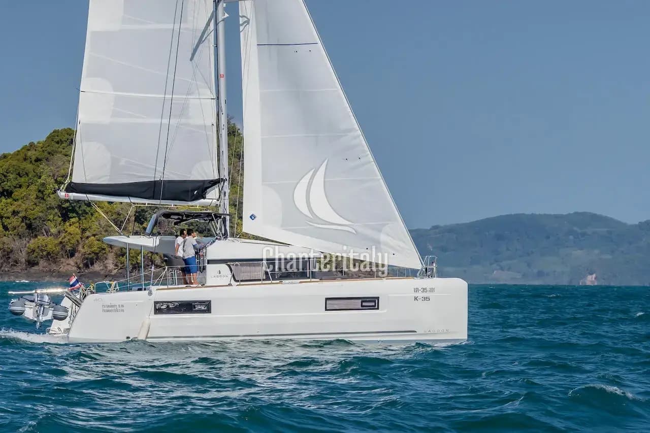 Lagoon 40 - 4 + 2 cab - K-35 - 4