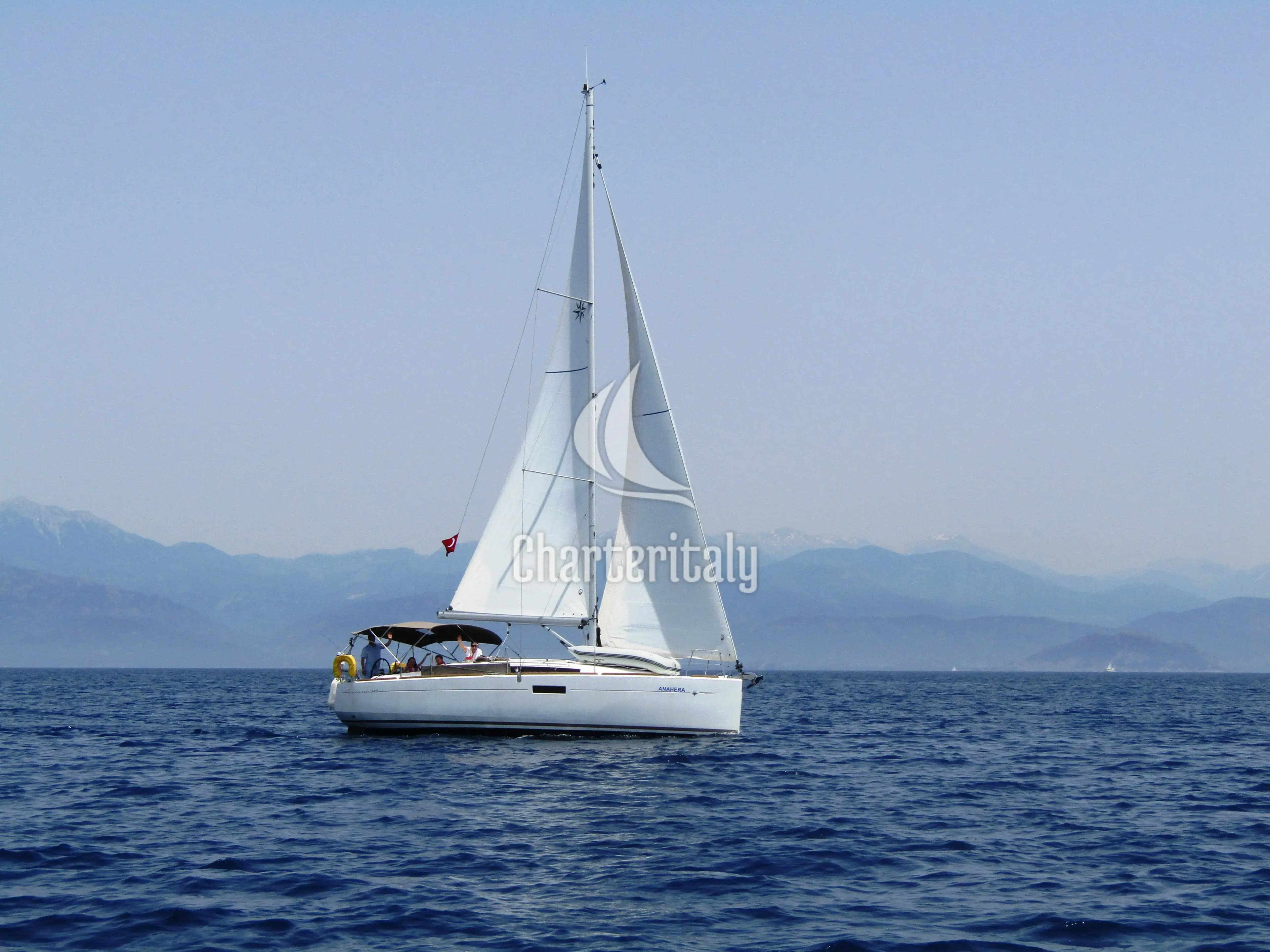 Sun Odyssey 349 - Anahera - 1