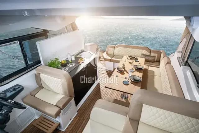 Bavaria SR38 Hard Top - Wave X - 12