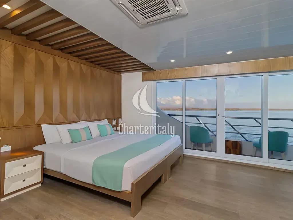 Power Catamaran - Endemic - Cabin 3 - 1