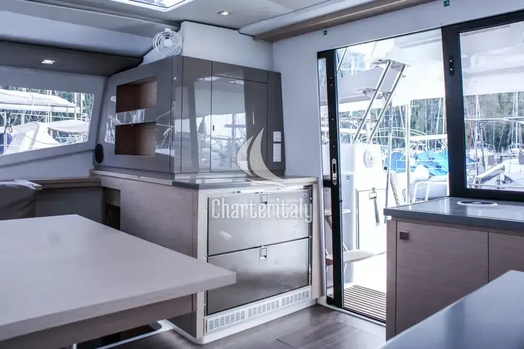 Helia 44 - Lounge - 17