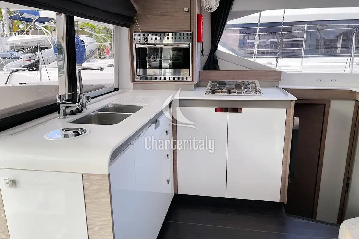 Fountaine Pajot Isla 40 - 4 cab. - Barnacle - 23