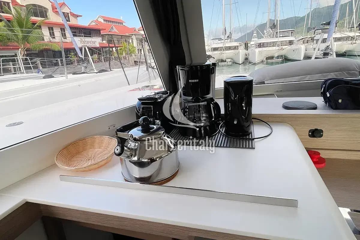 Fountaine Pajot Isla 40 - 4 cab. - Barnacle - 29