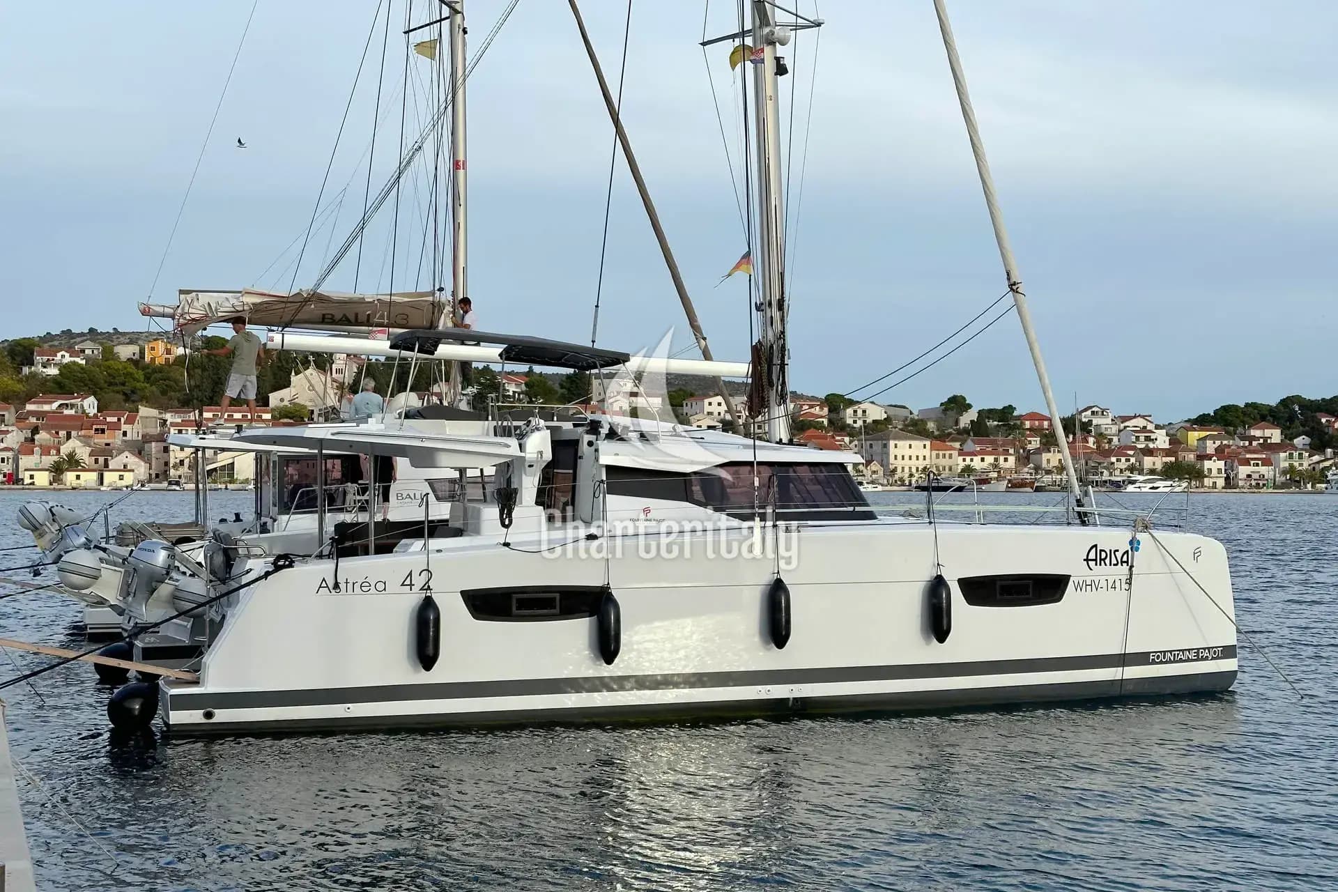 Fountaine Pajot Astrea 42 - Arisa - 1
