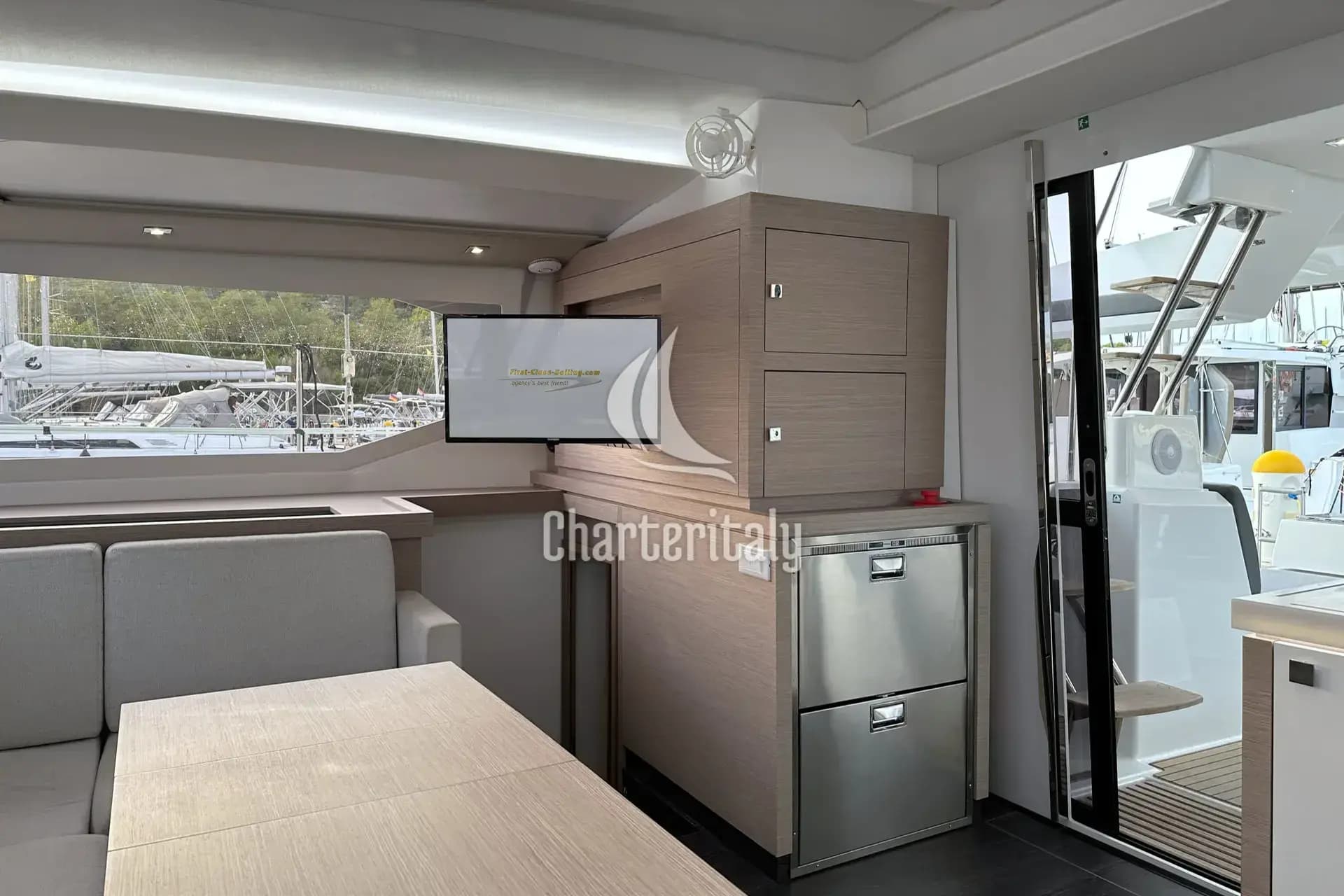 Fountaine Pajot Astrea 42 - Arisa - 13