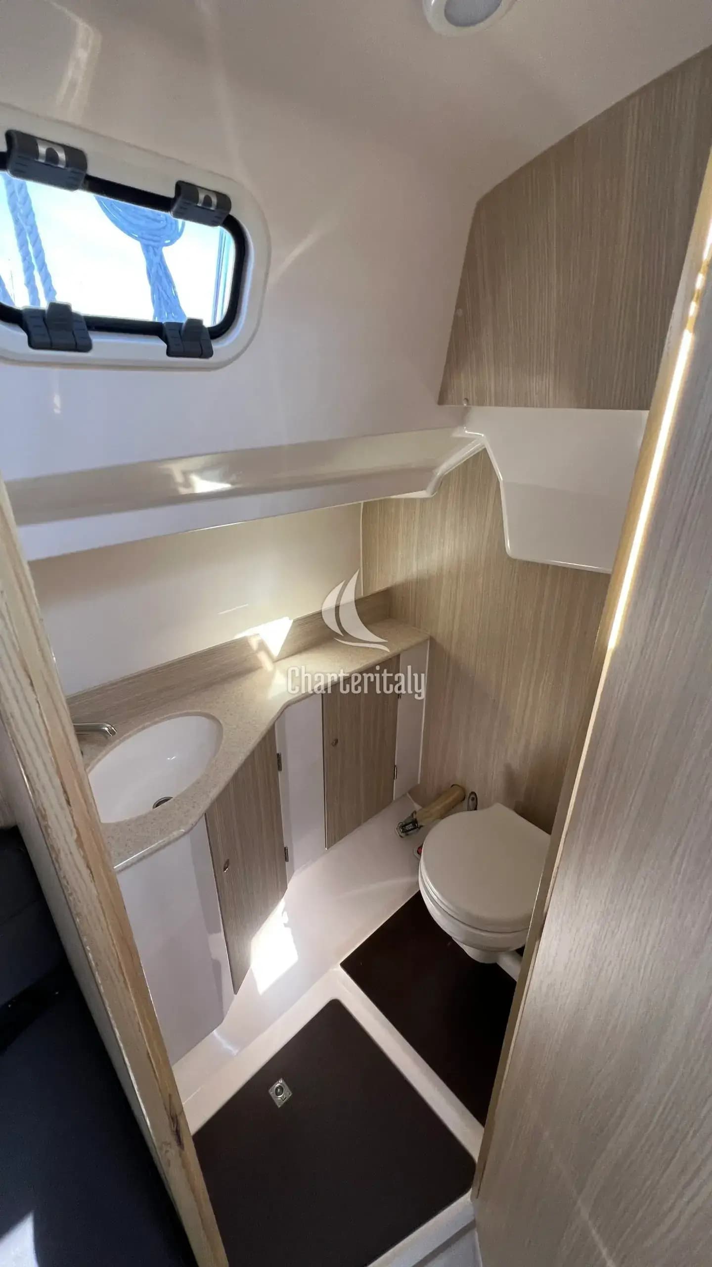 Maxus 26 Standard - Bora - 4