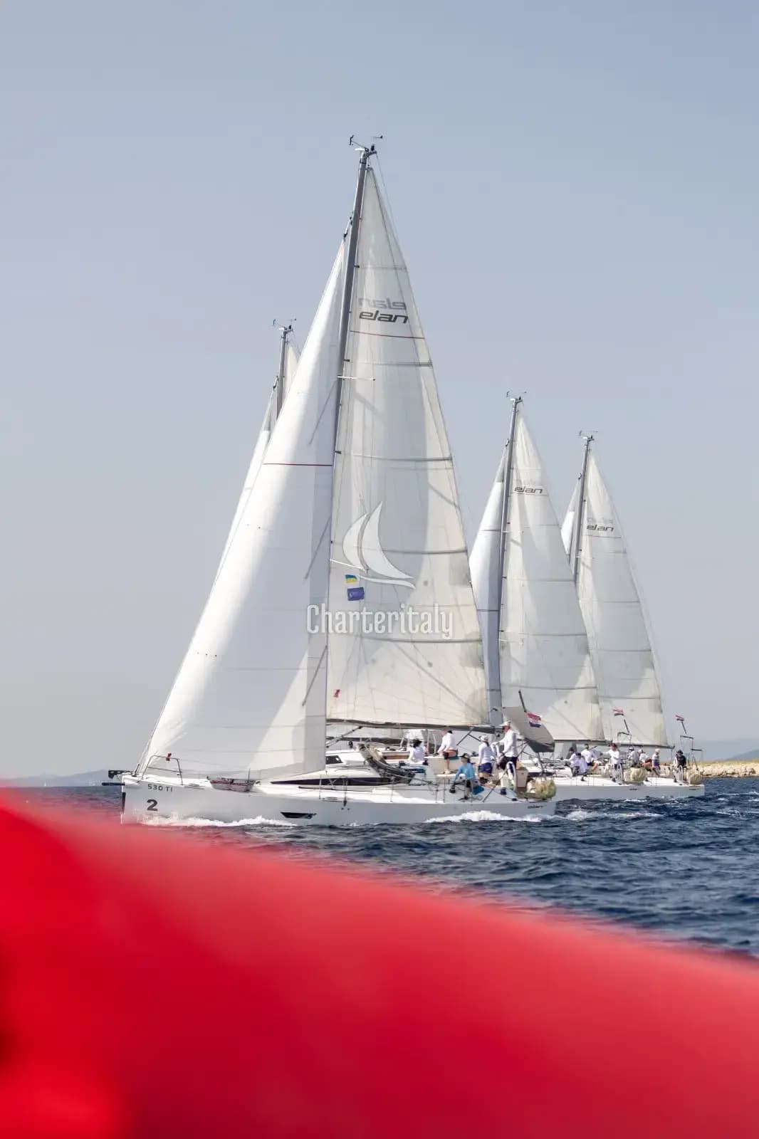 Elan E4 - Lucky - 3