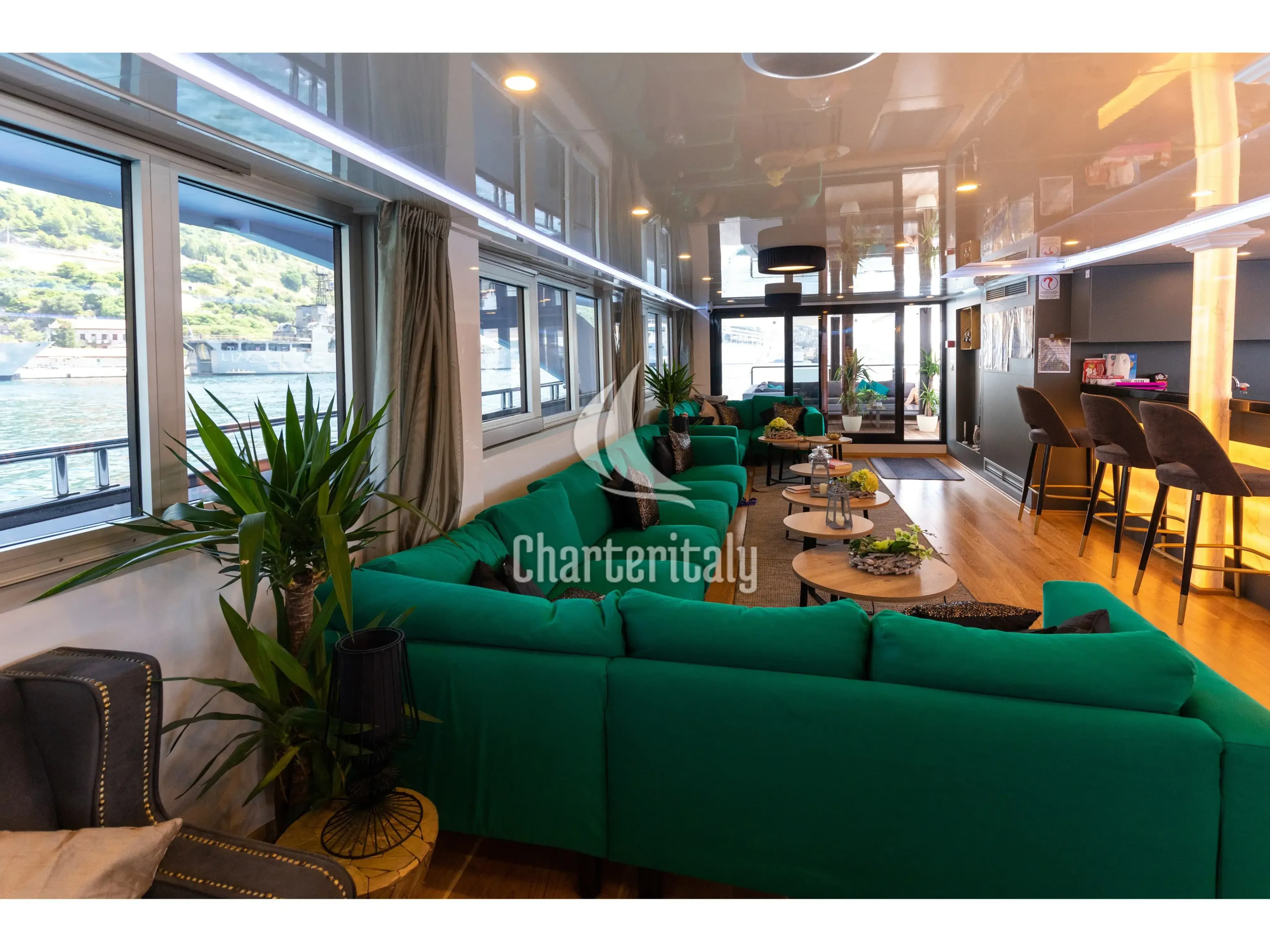 Luxury Motor Yacht - Antaris - 16