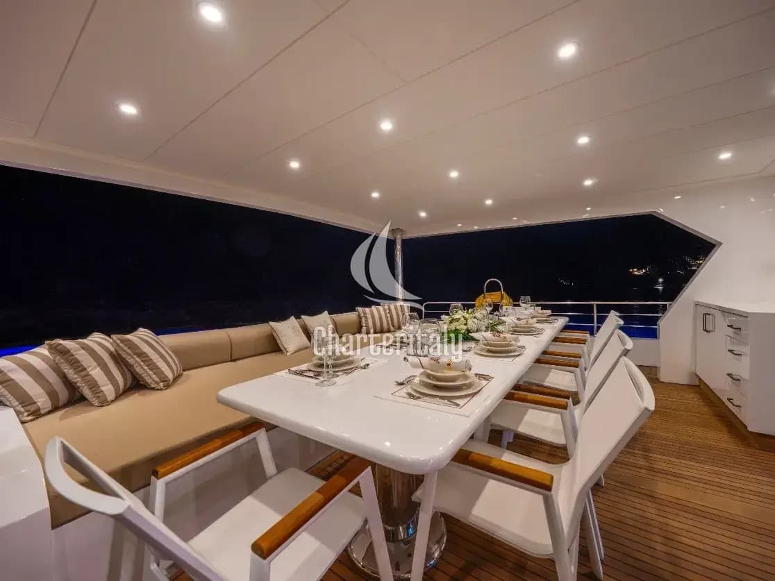 Motoryacht - Lila Trawler - 46