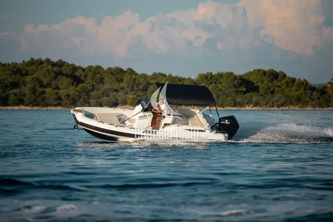 Joker Boat Clubman 22 Plus - Joker Boat Clubman 22 Plus - 1