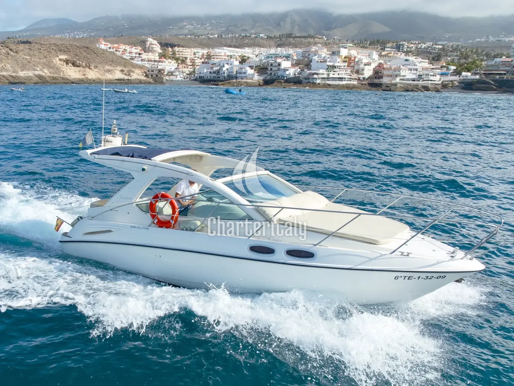 Motorboat - Champagne - 1