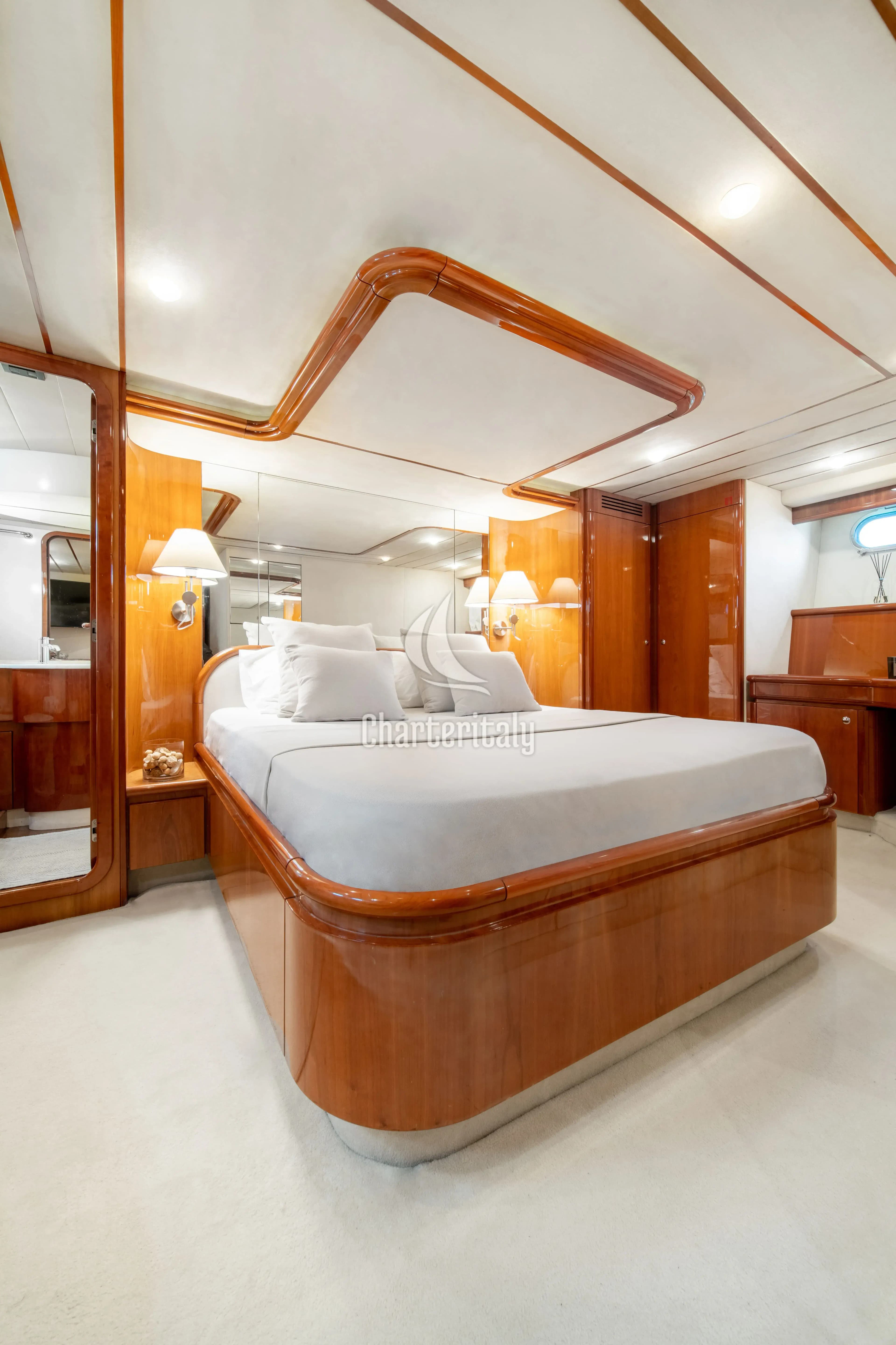 Ferretti 68 - SIMPLY BRILLIANT - 4