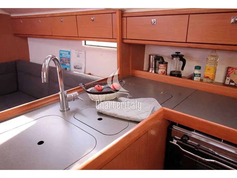 Bavaria Cruiser 37 - Chilly Lilly - 9