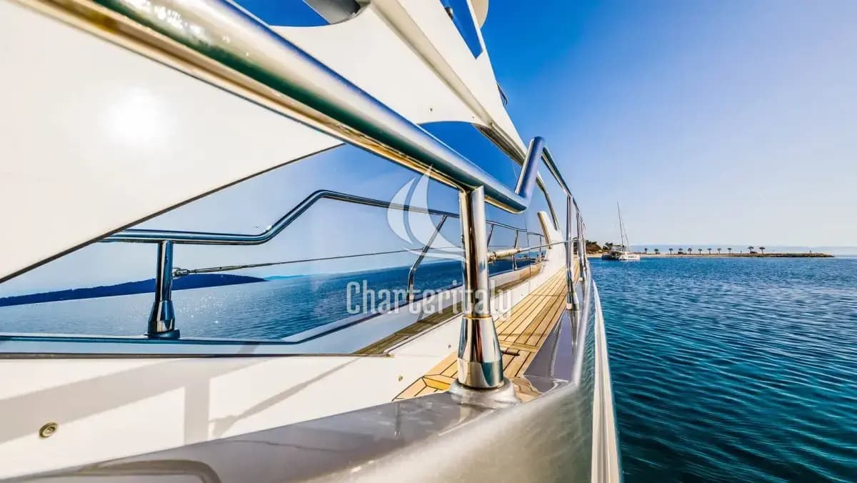 Azimut 66 - My Karat II - 34