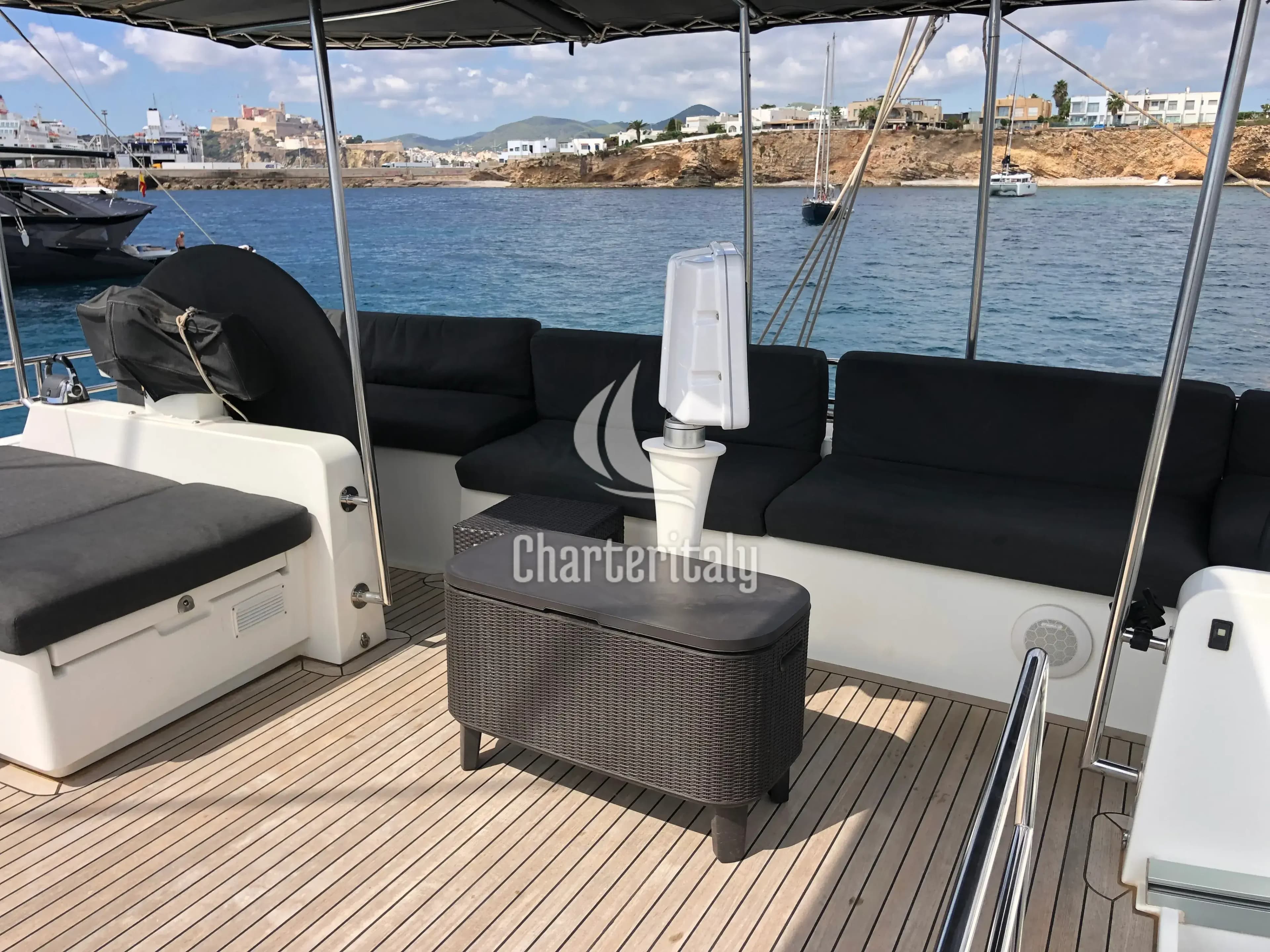 Lagoon 620 - ZS - 21