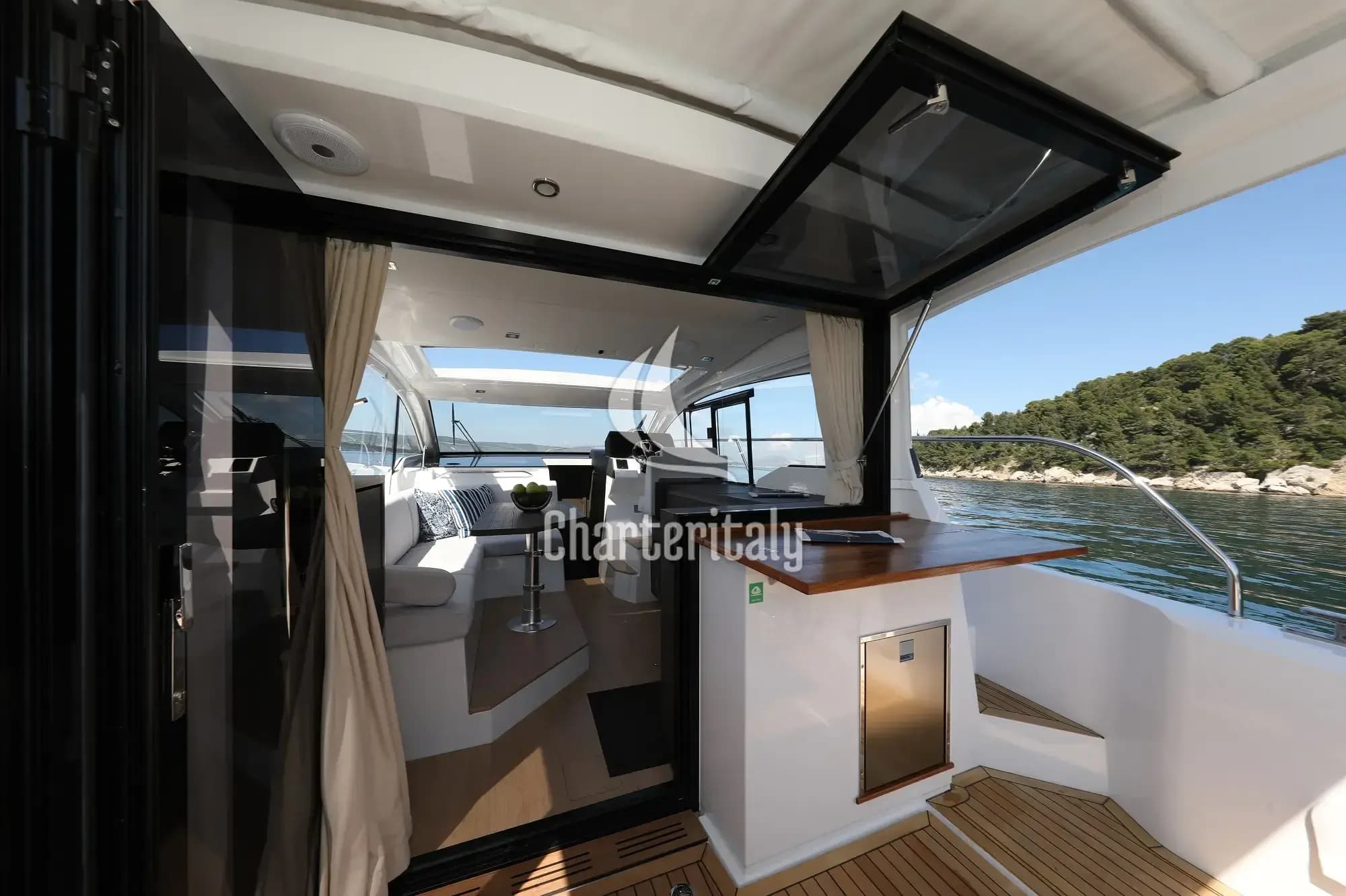 Sealine C335V - Stormi - 8