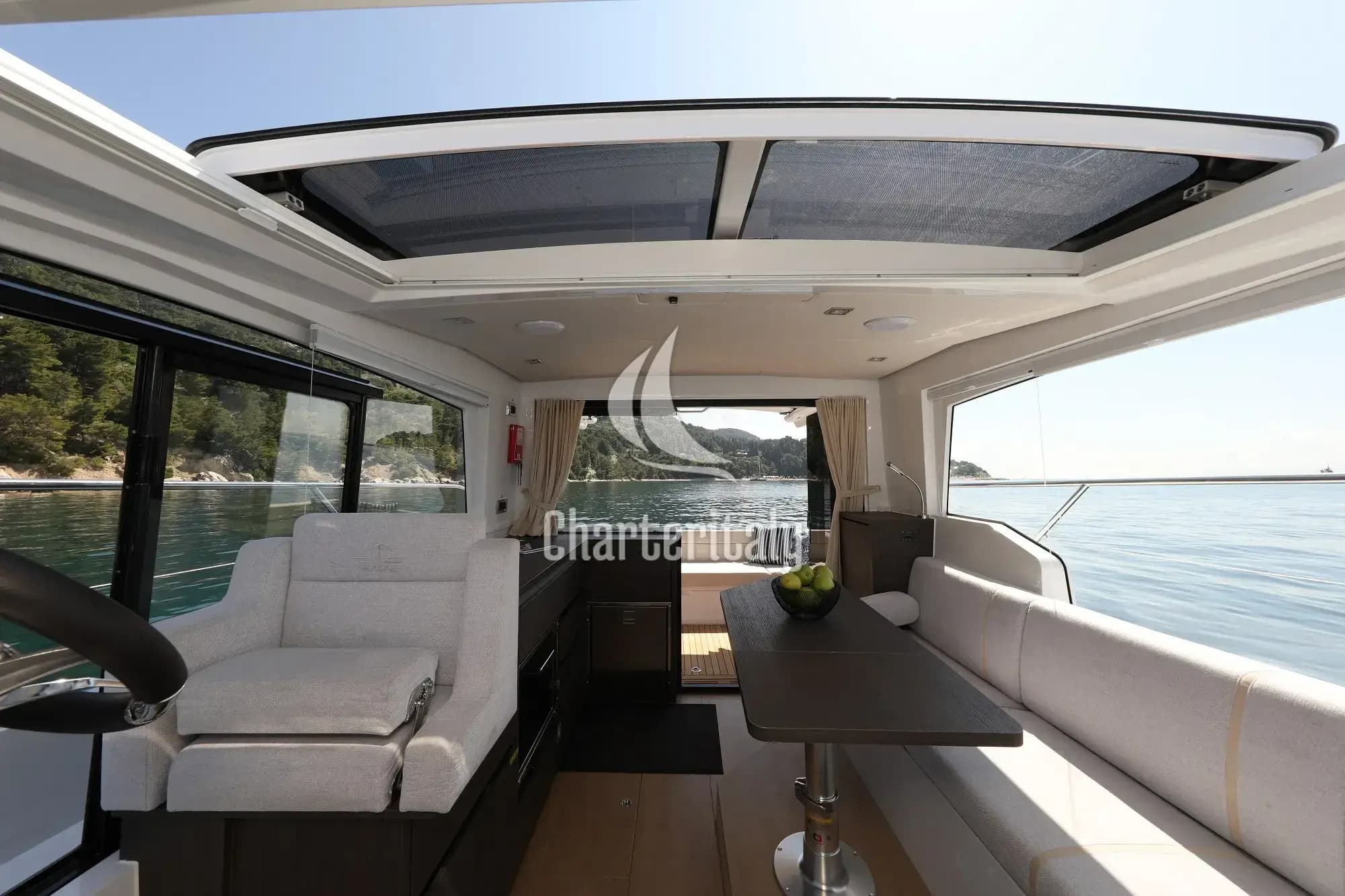 Sealine C335V - Stormi - 14