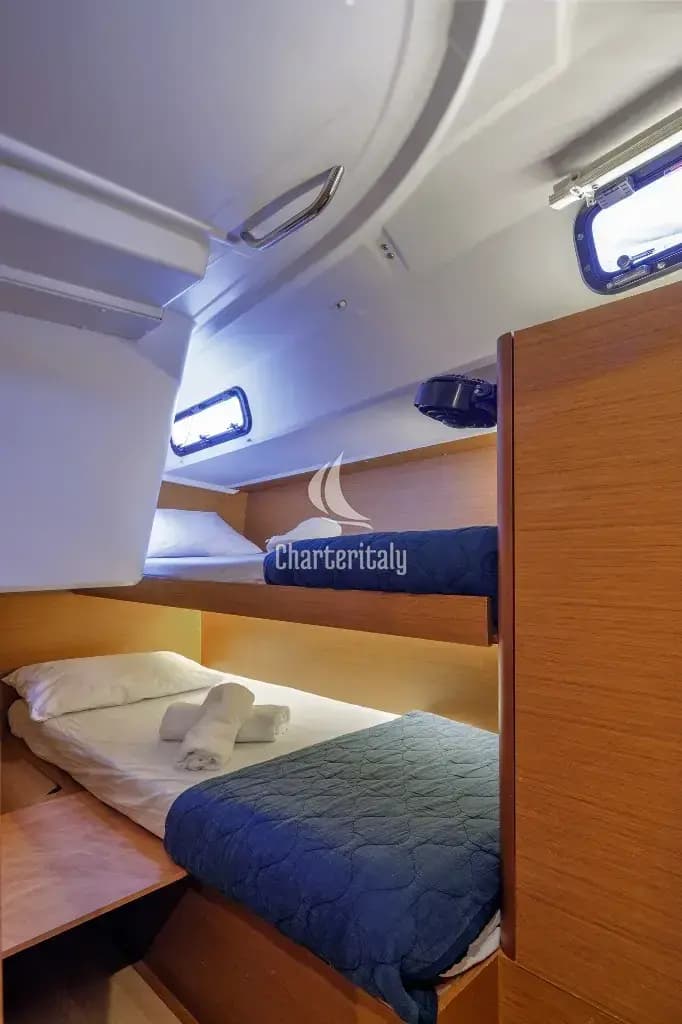 Sun Loft 47 - 6 + 1 cab. - Discovery Blue - 7
