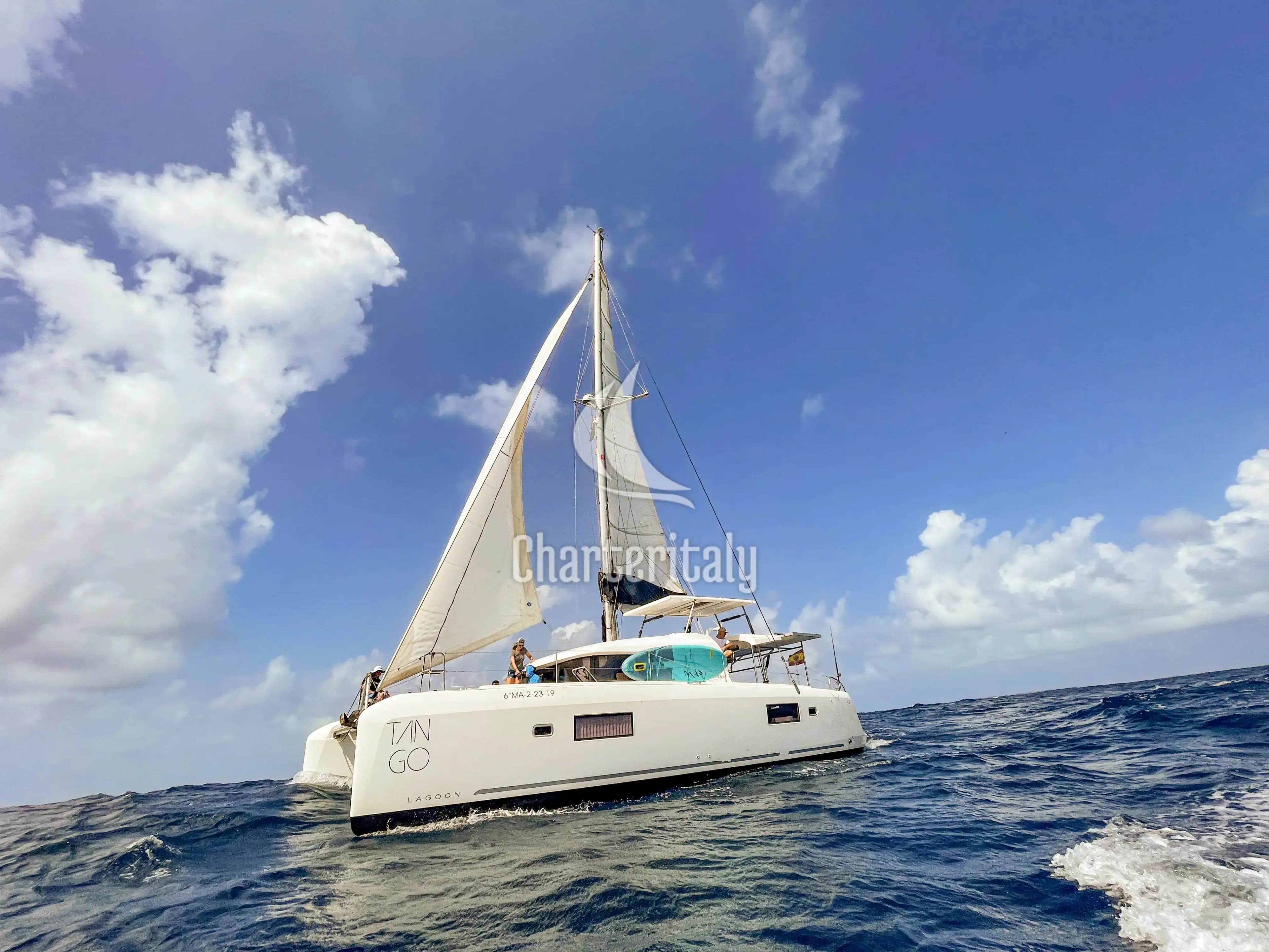 Lagoon 42 - Tango - 12