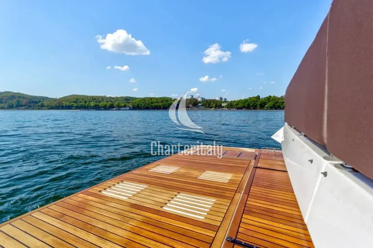 Galeon 420 Fly - Amber Blue - 3